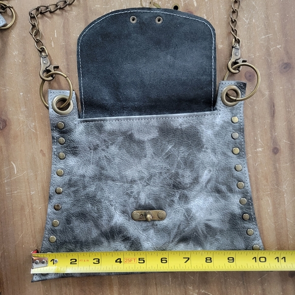 Vintage leather distressed look bag - Picture 6 of 10